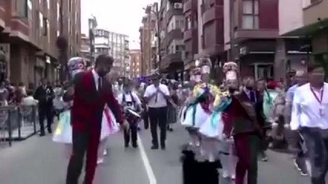 VIDEO VISITA DE LA DANZA A TARANCON